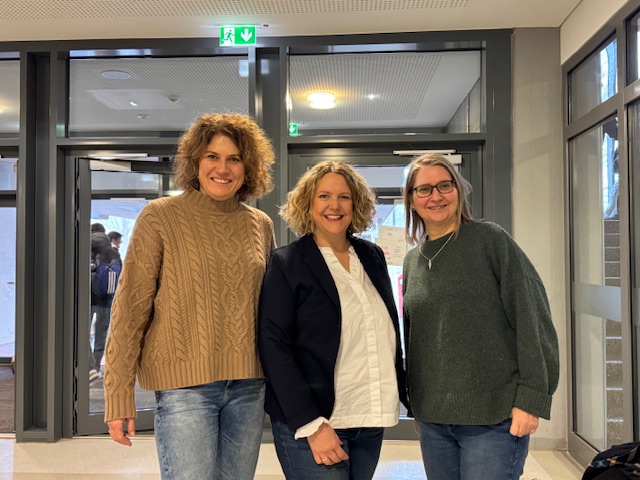 von links: Stephanie Prachowsky, Julia Essich-Föll, Justine Schwarz